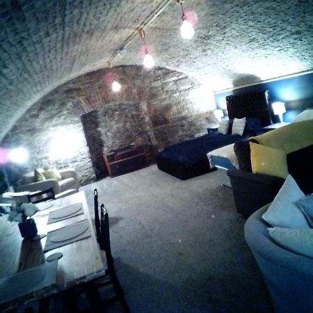 ゲートハウス・オブ・フリート The Secret Cellarヴィラ エクステリア 写真