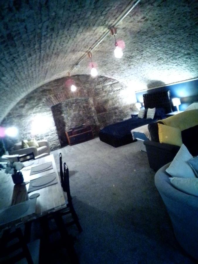 ゲートハウス・オブ・フリート The Secret Cellarヴィラ エクステリア 写真